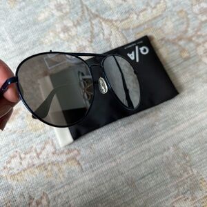 Quay blue sunglasses